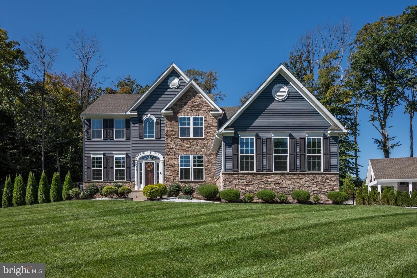 1212 Peach Tree Ct Property Photo 1