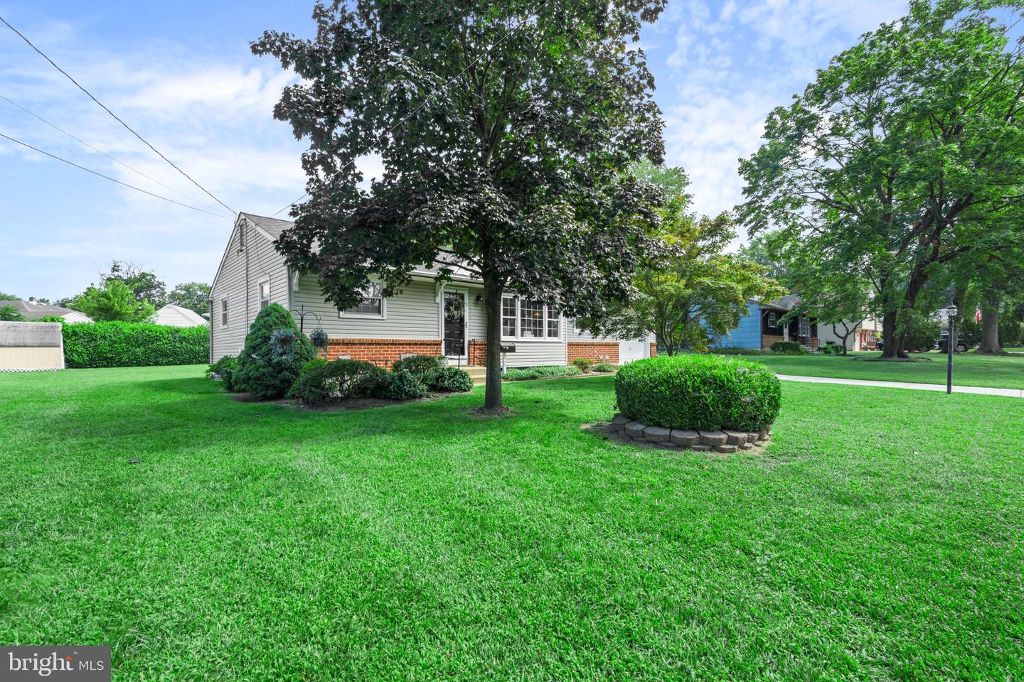 608 Hamilton Dr Property Photo 3