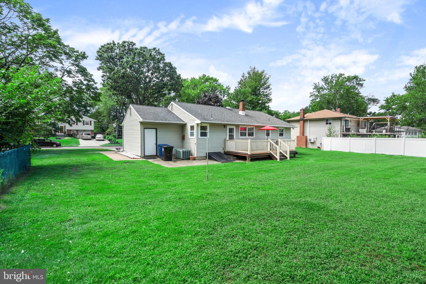 608 Hamilton Dr Property Photo 25
