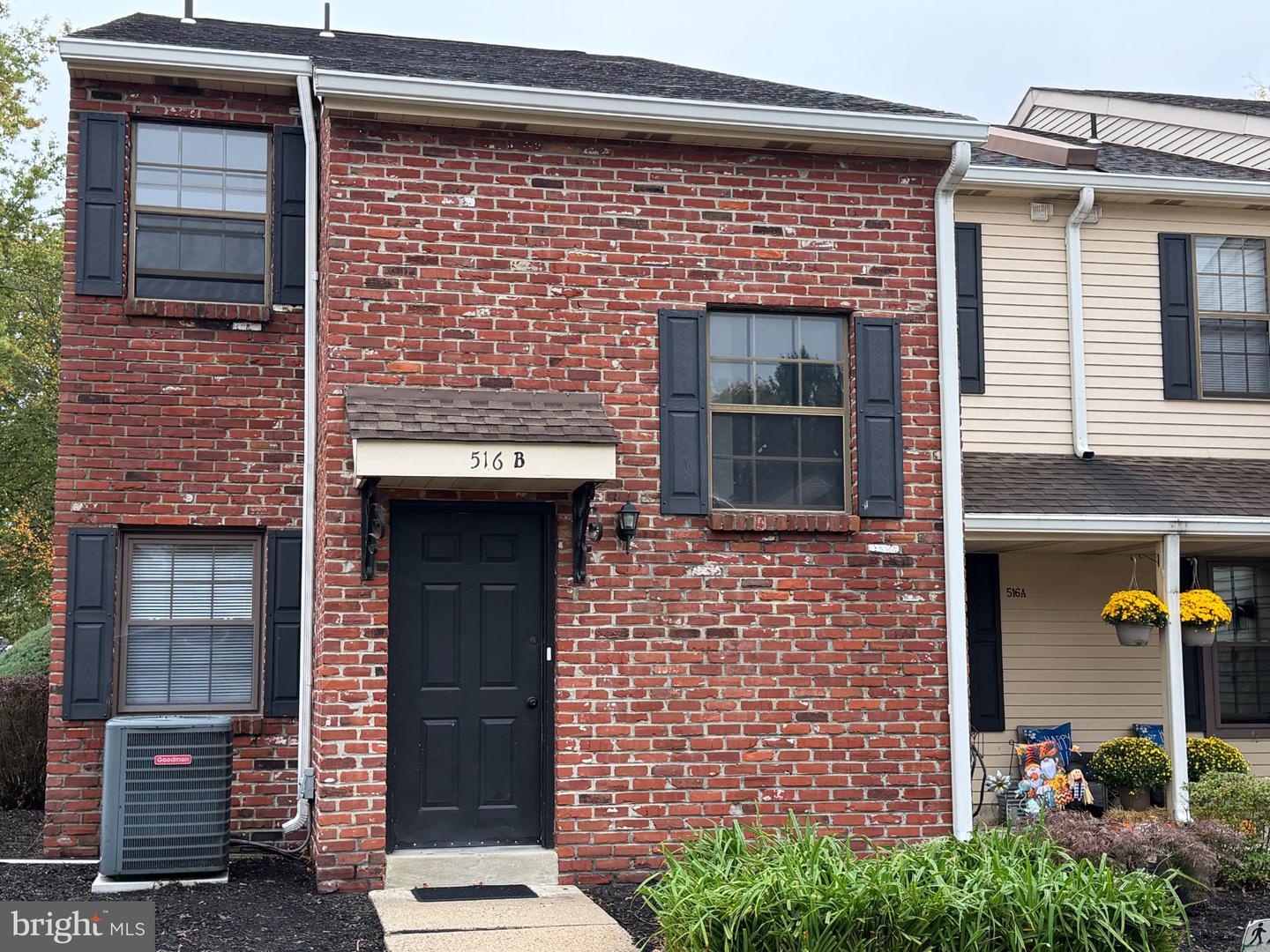 516 WILLOW TURN #B Property Photo 1