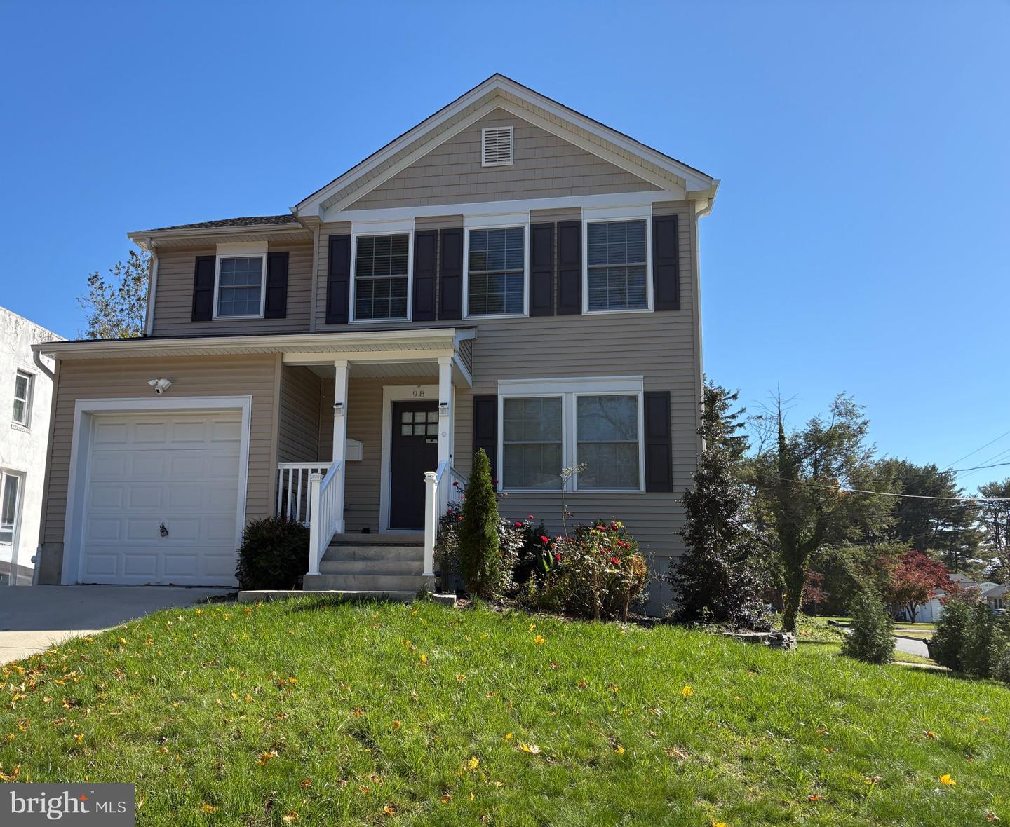 98 Budd Ave Property Photo 1
