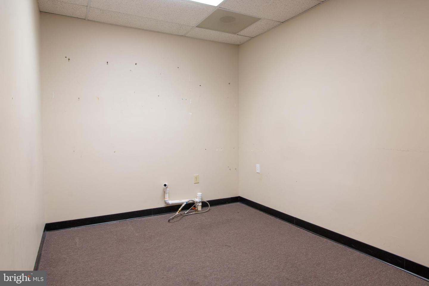 616 E Landis Ave Property Photo 28