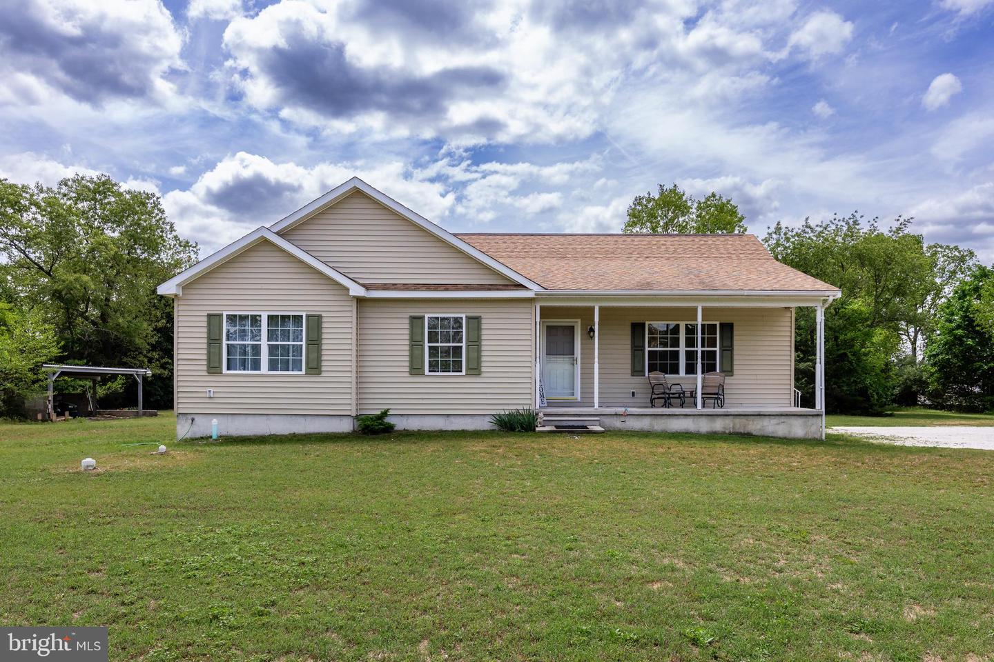 2253 Almond Rd Property Photo