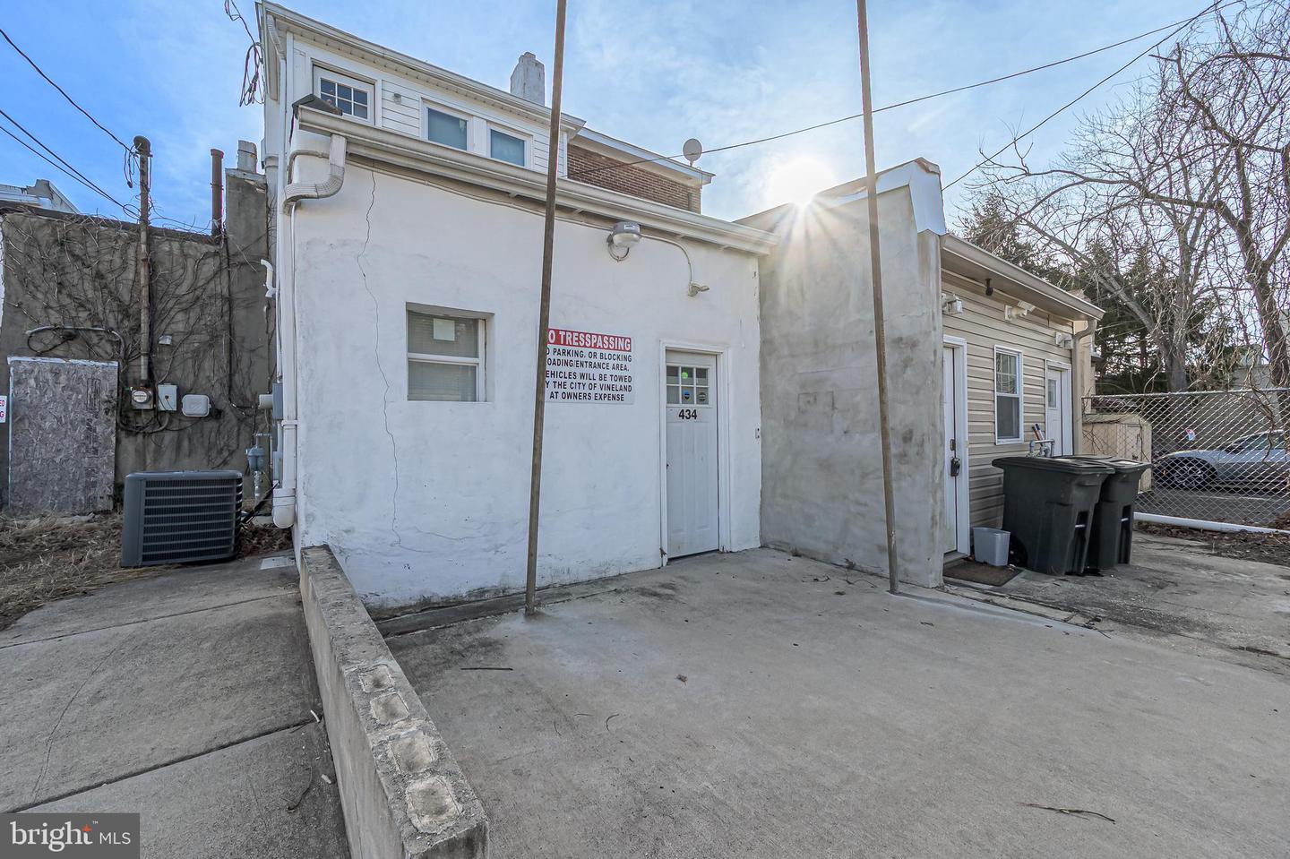 434 W Landis Ave Property Photo 8