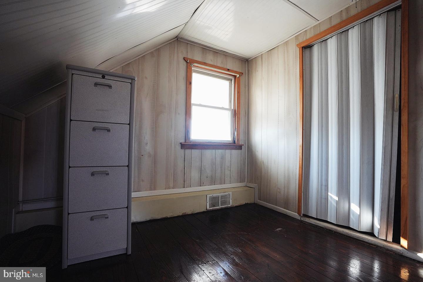 7 Princeton Ave Property Photo 51