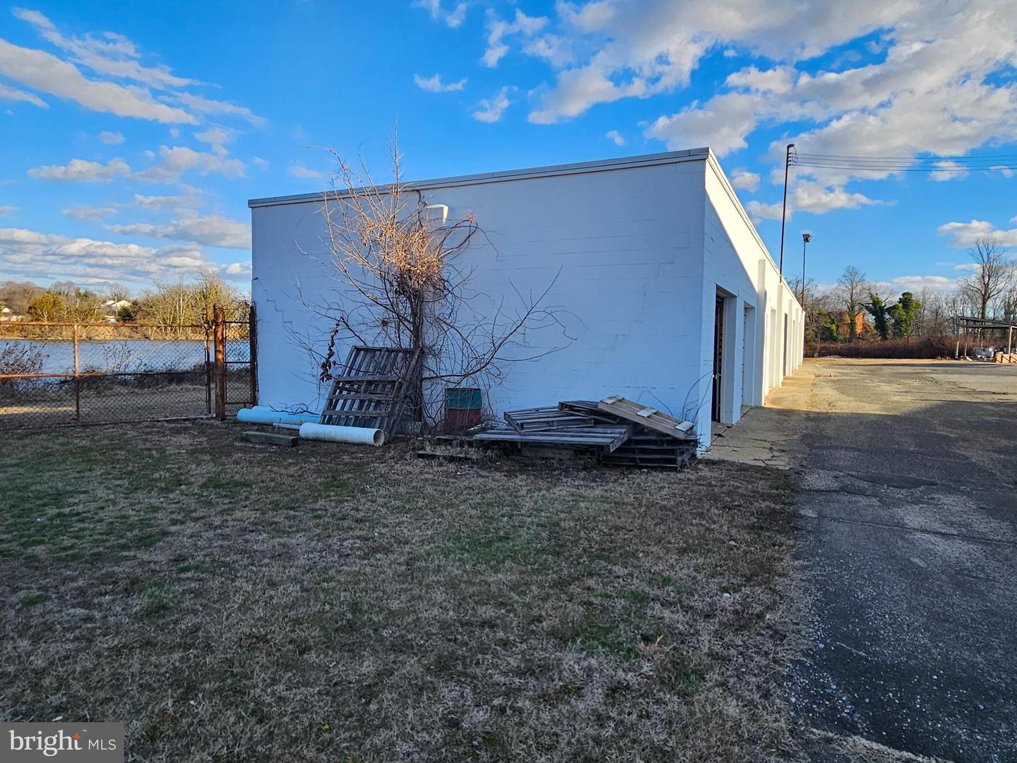 173 Water St Property Photo 17