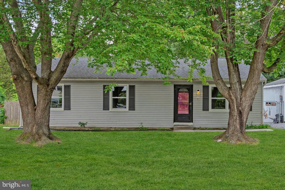 420 Doe Place Property Photo 1