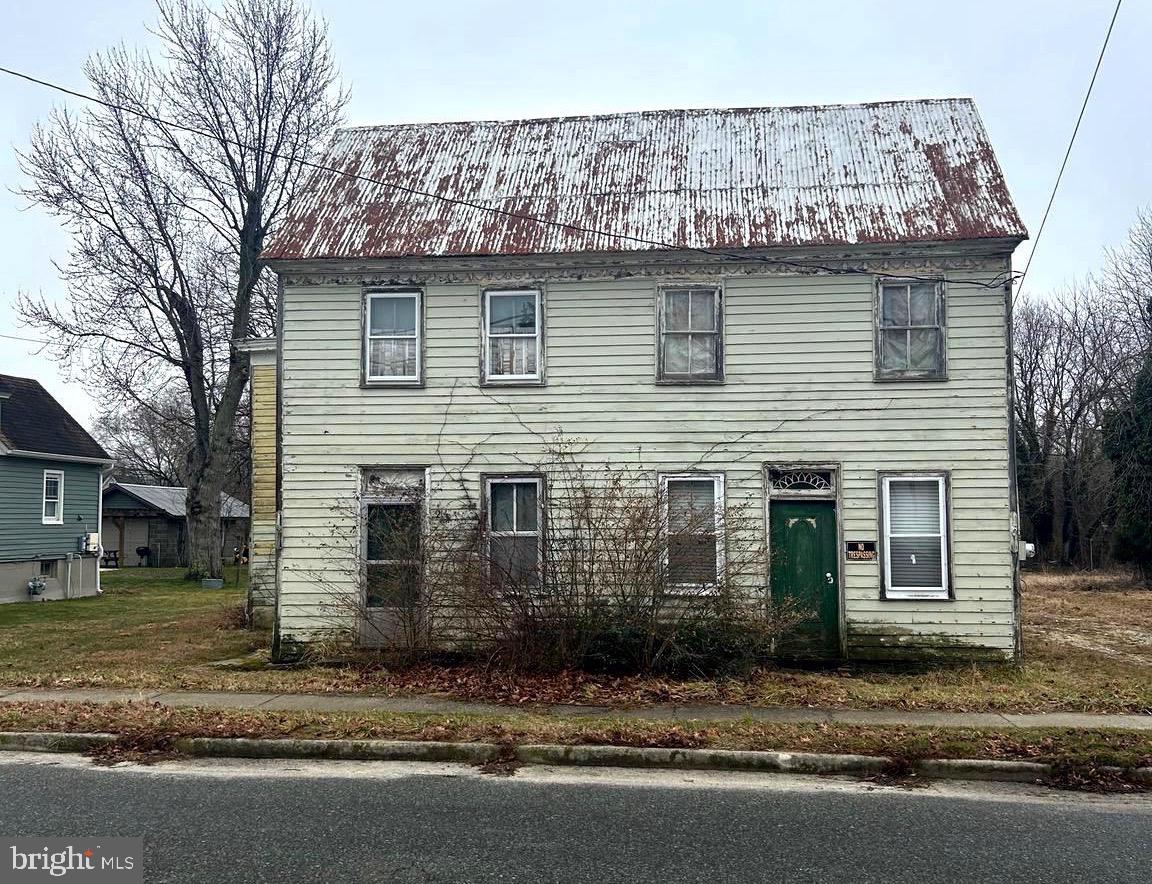 914 MAIN ST