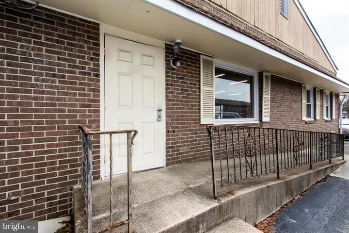 1170 Karin St Property Photo 27