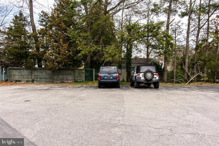 1170 Karin St Property Photo 28