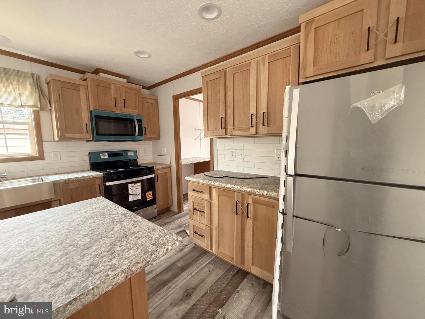 50 Jfk Blvd Property Photo 5