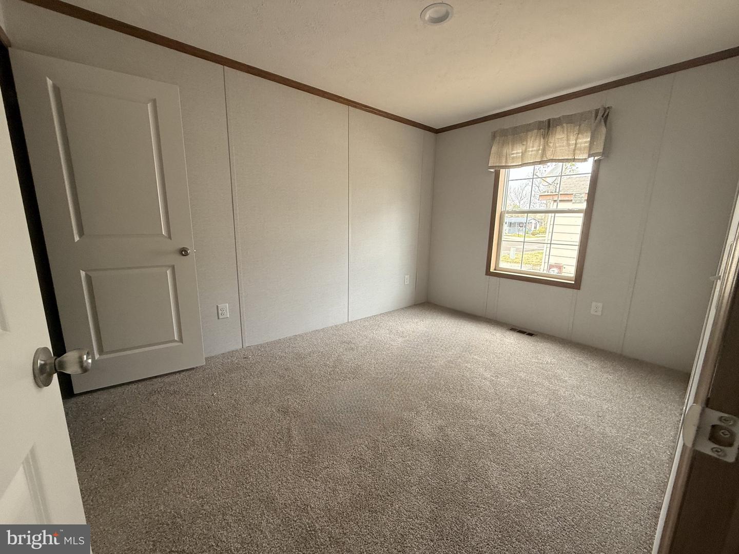 50 Jfk Blvd Property Photo 9