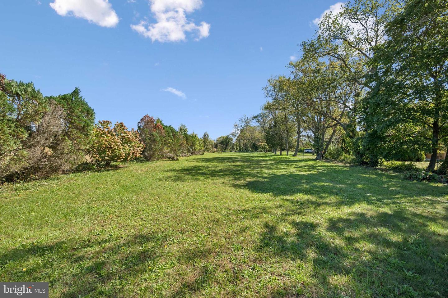 3431 N East Blvd Property Photo 26