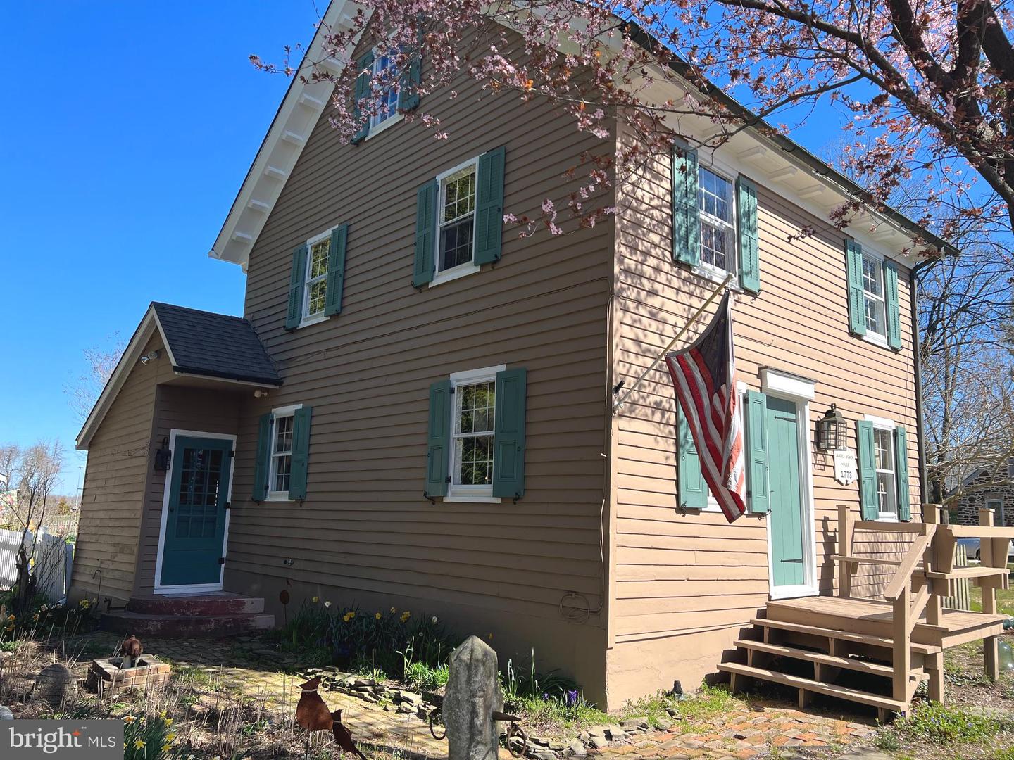 27 Bacons Neck Rd Property Photo 1