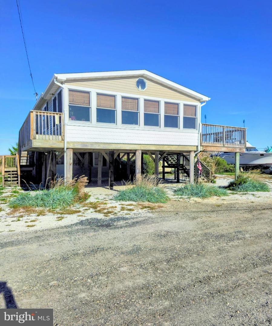 167 Cove Rd Property Photo 2