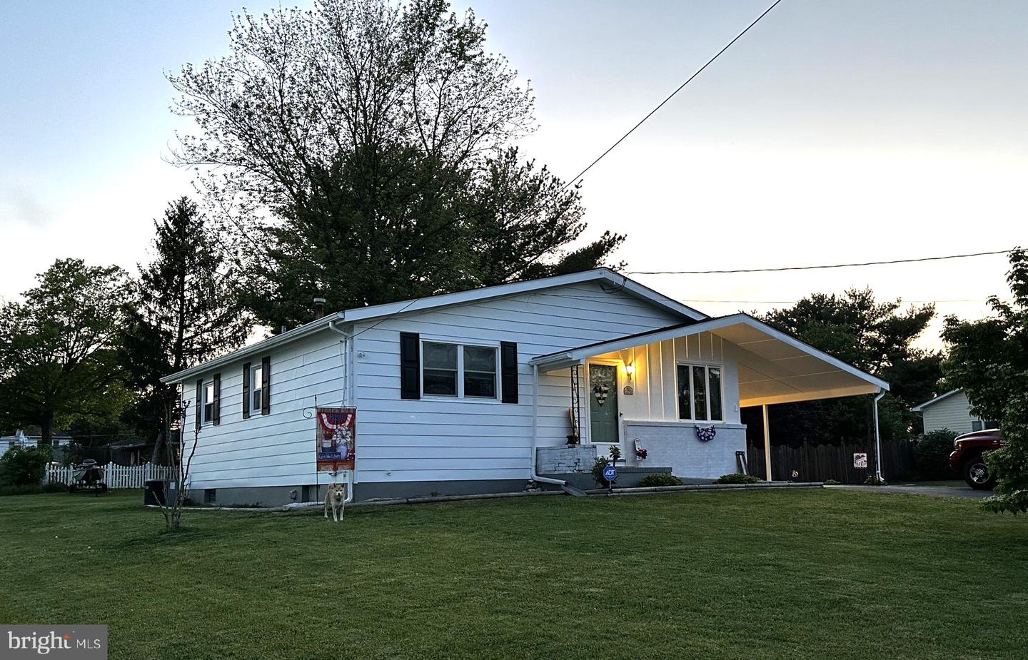 177 Elwell Ter Property Photo 1