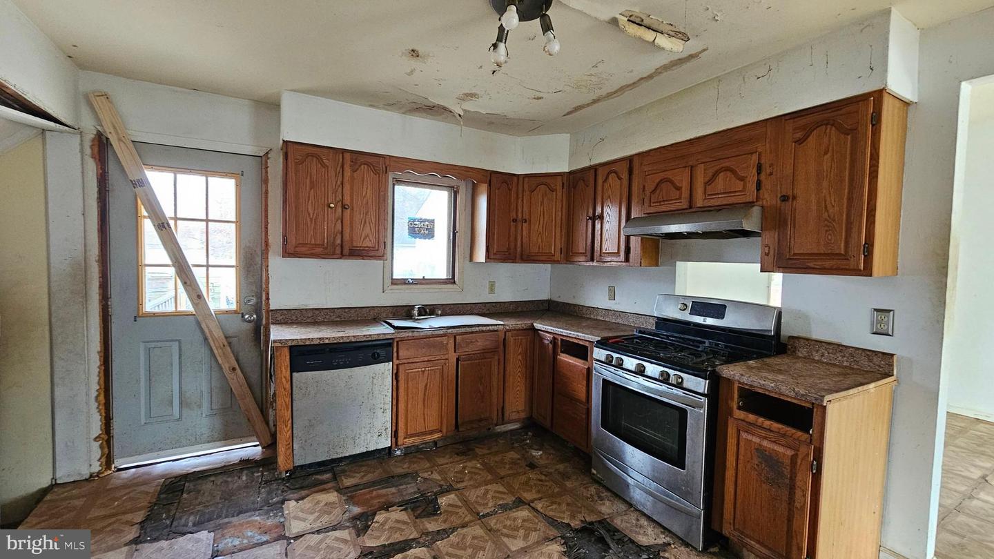 1500 Venus Dr Property Photo 7