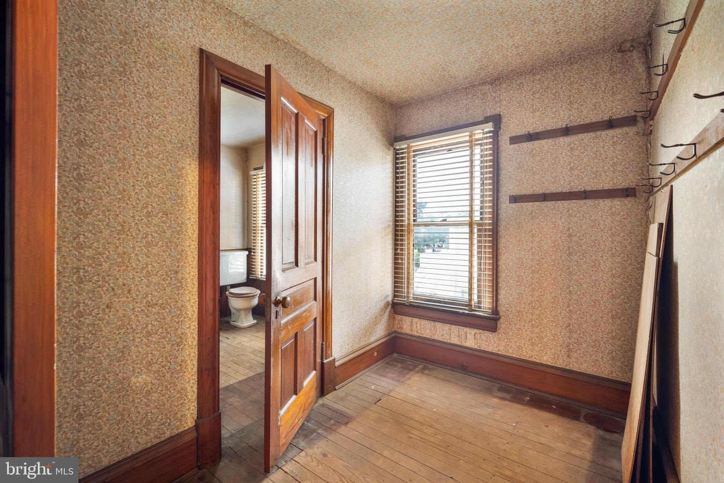 2505-2507 High St Property Photo 37