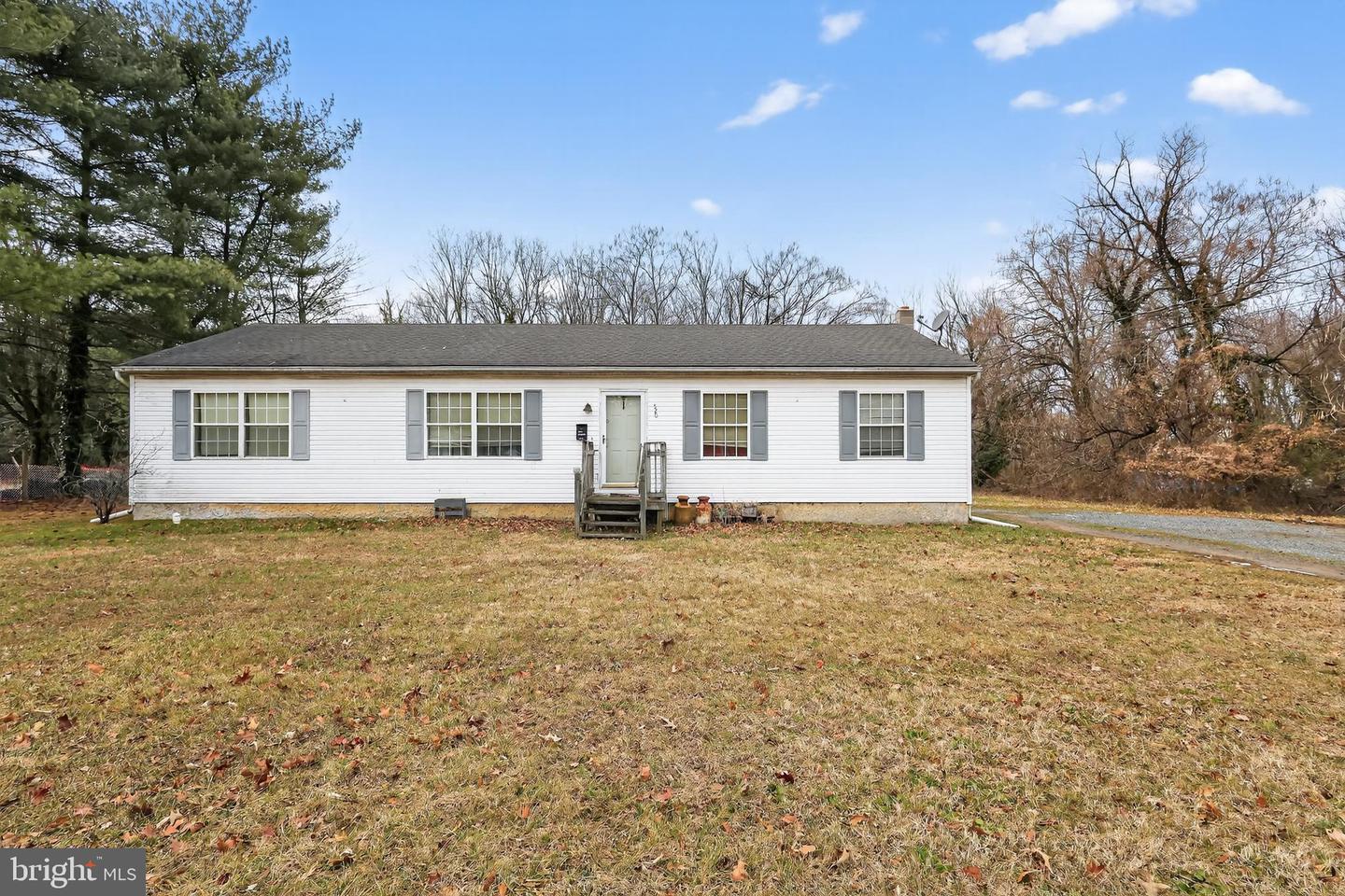 520 Manheim Ave Property Photo 1
