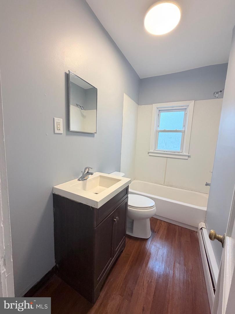 21 Morris Ave Property Photo 19