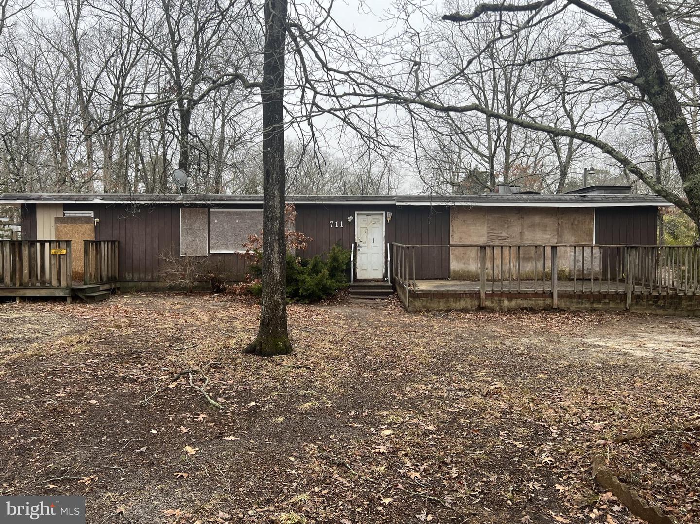 711 Woodland Dr Property Photo 24