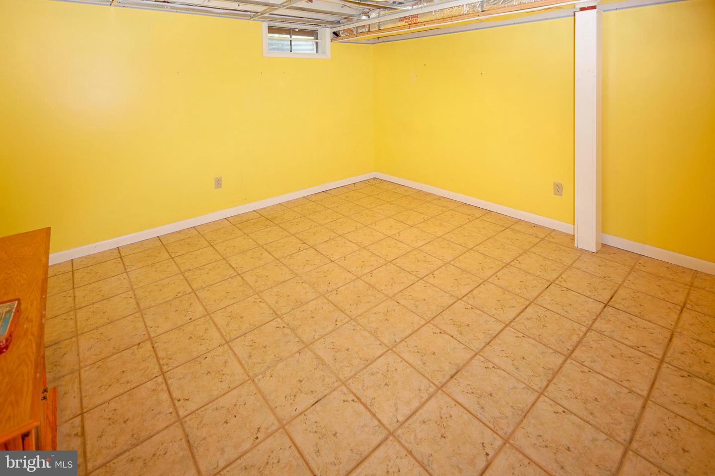 201 Crescent Blvd Property Photo 19