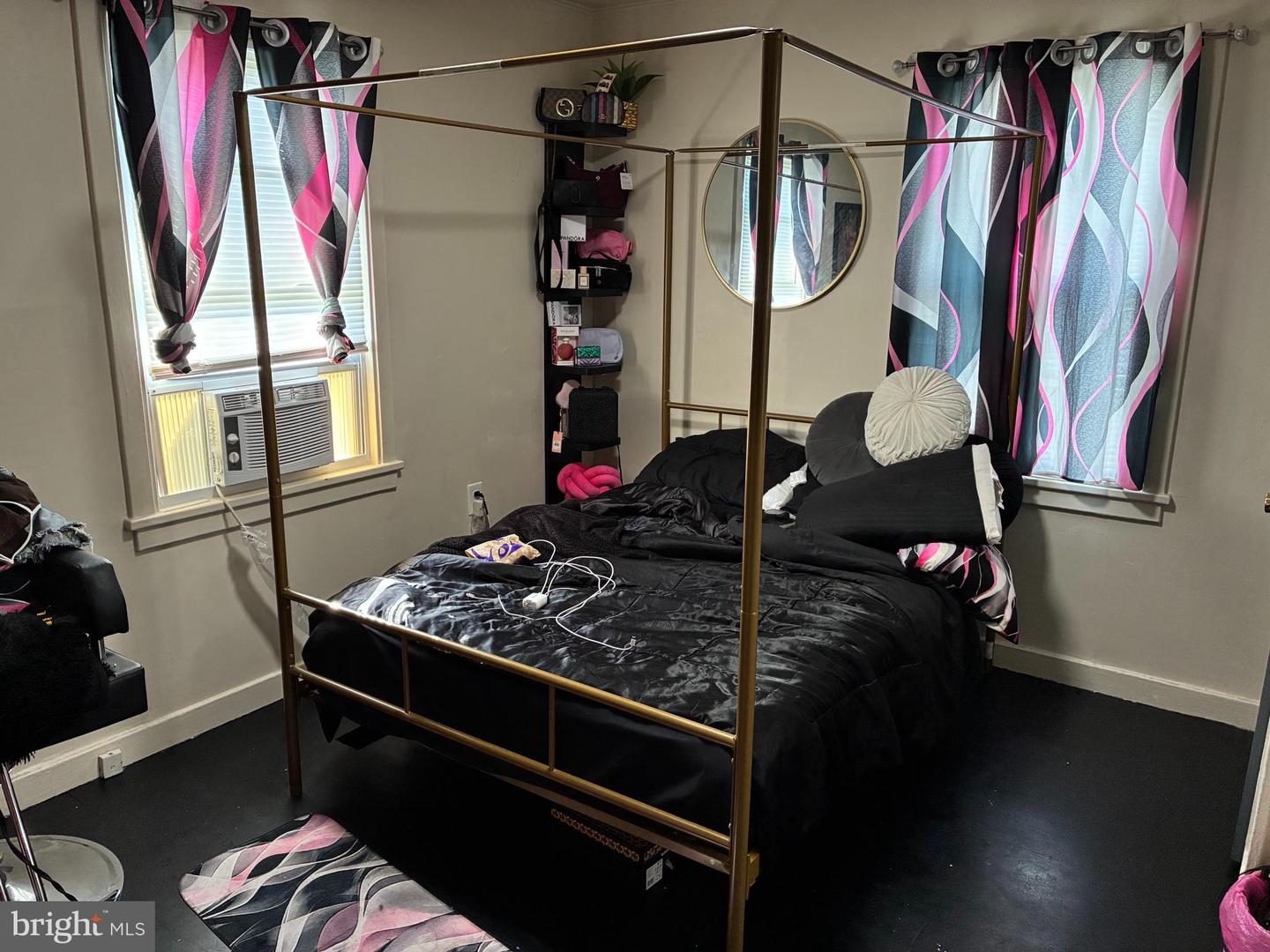 1107 First Ave Property Photo 9