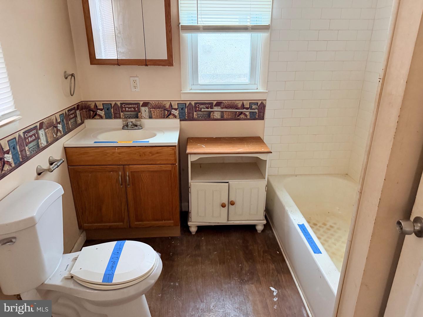 64 Maple Ave Property Photo 6