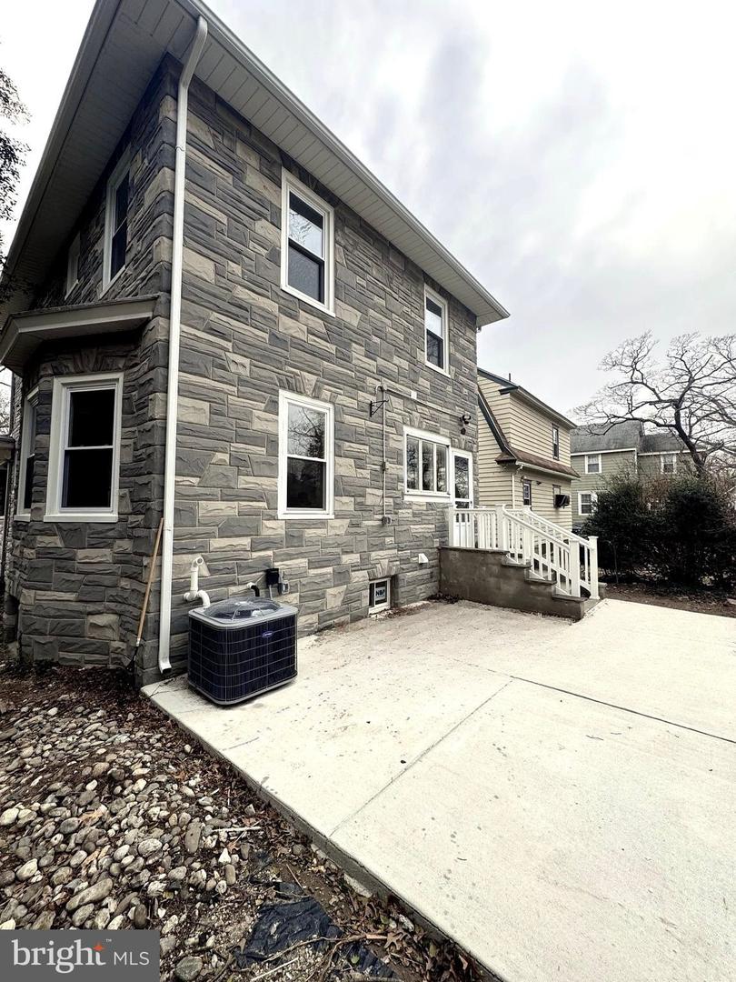 45 Institute Place Property Photo 26