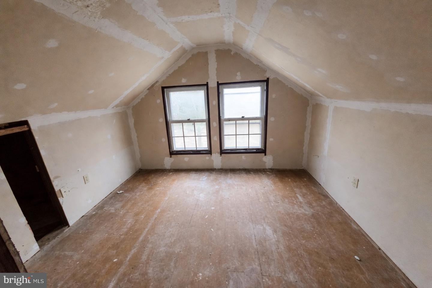1201 Fairton Rd Property Photo 11