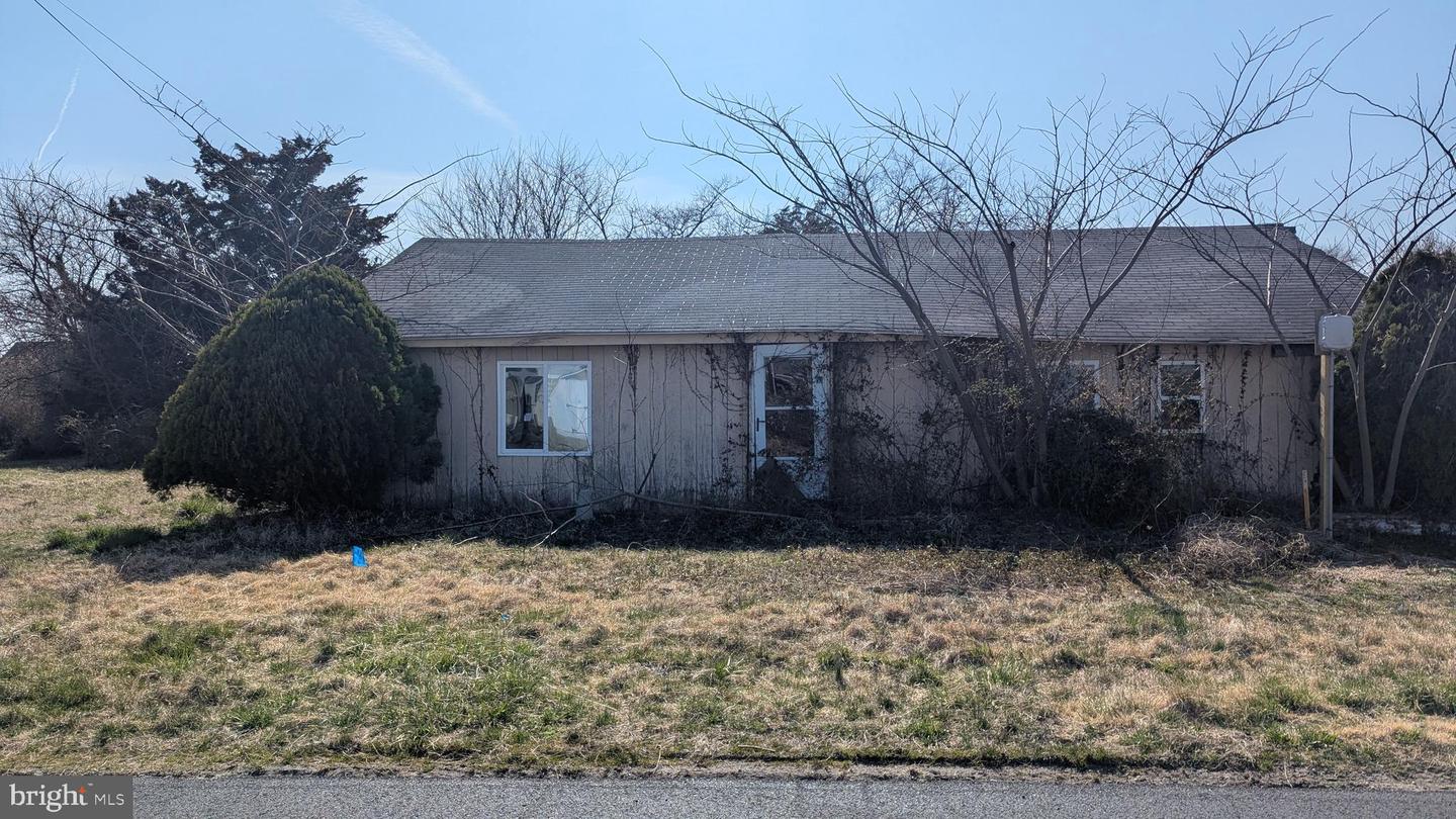 53 Creek Ave Property Photo 1