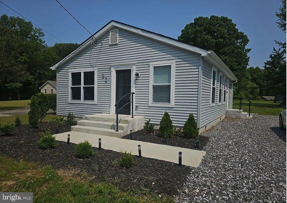 52 Reeves Rd Property Photo 1
