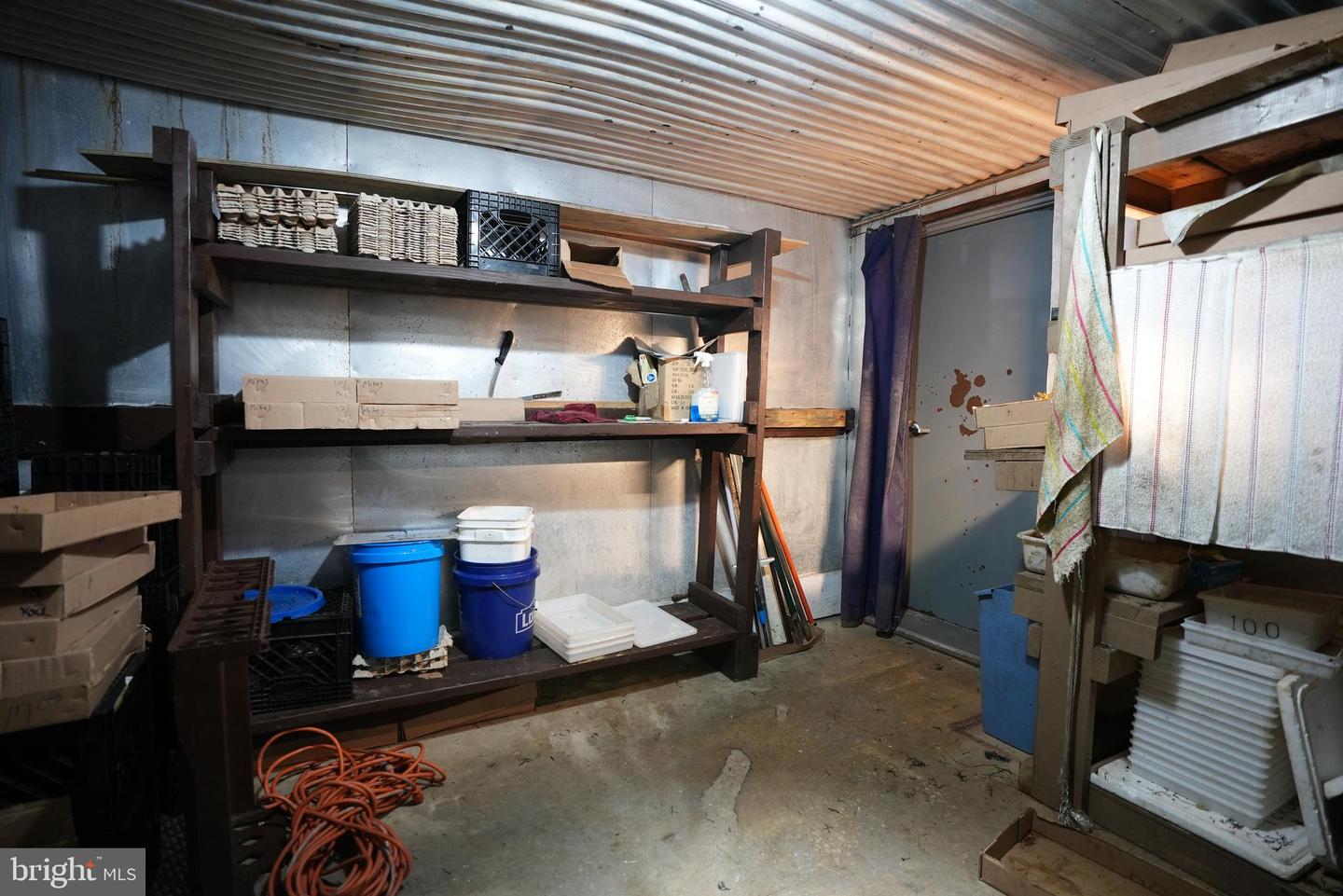 814 Downe Ave Property Photo 22