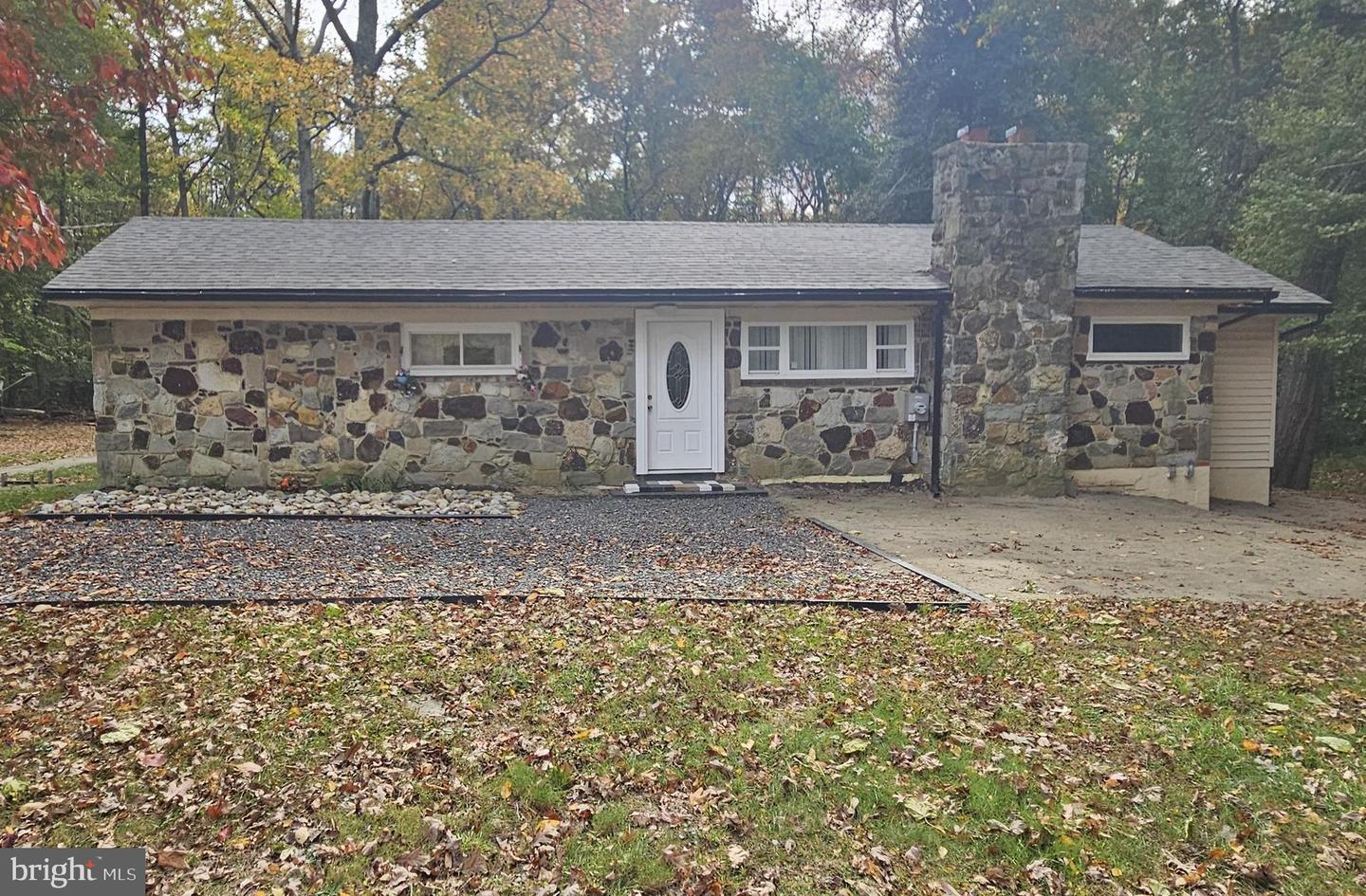 186 Schafer Ave Property Photo 2