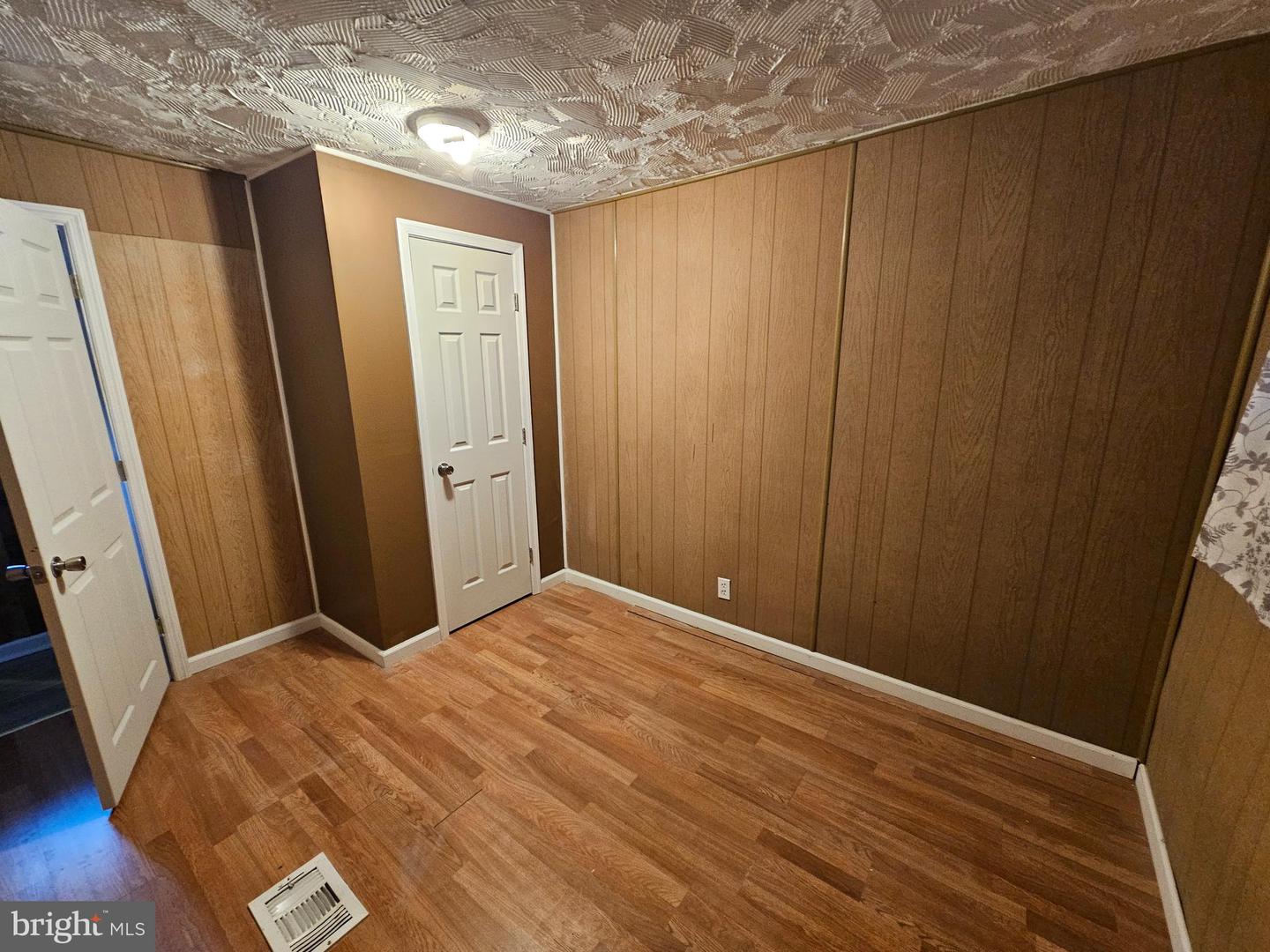 186 Schafer Ave Property Photo 17
