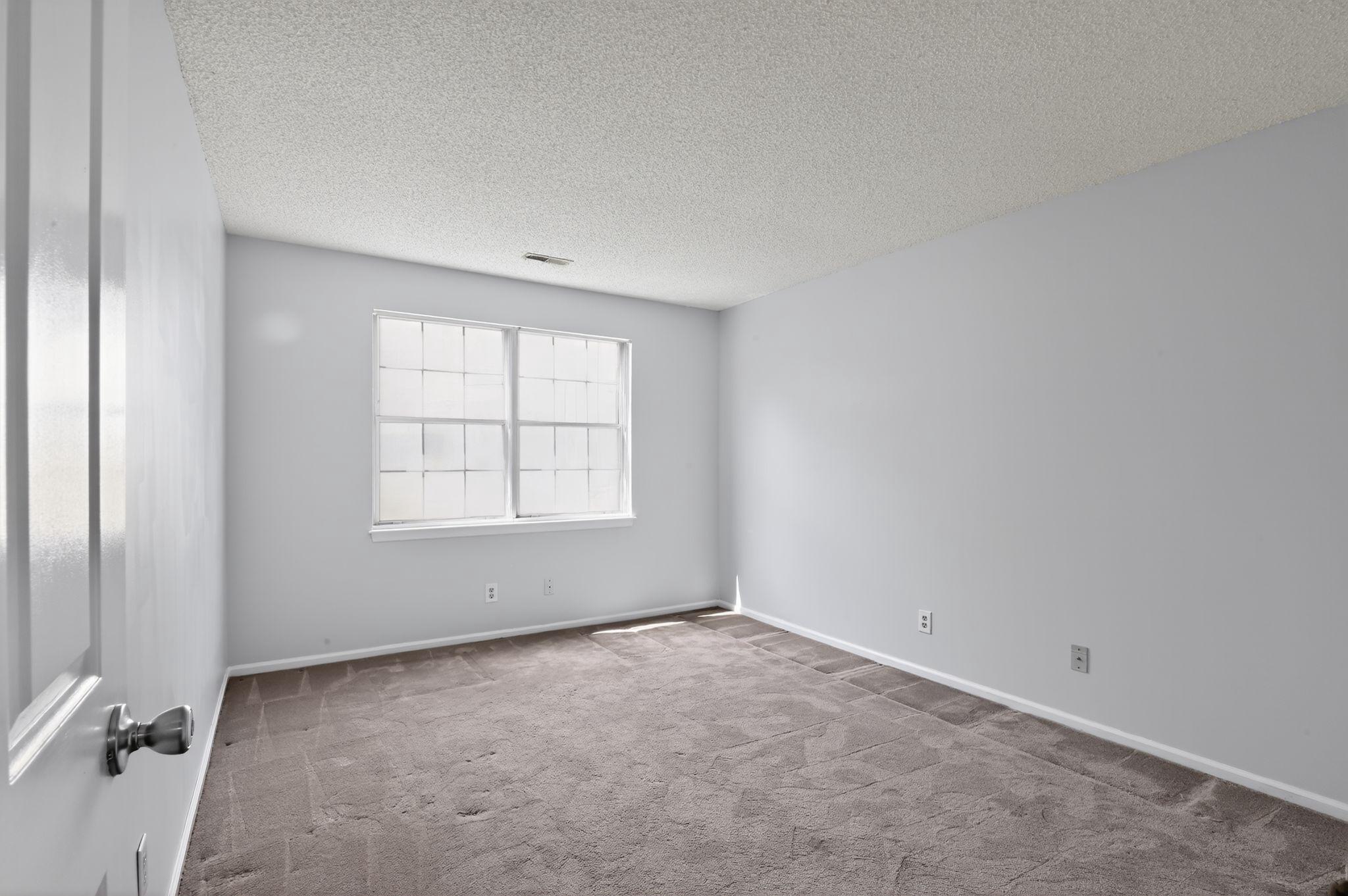 2000 Miller Ave #7 Property Photo 14