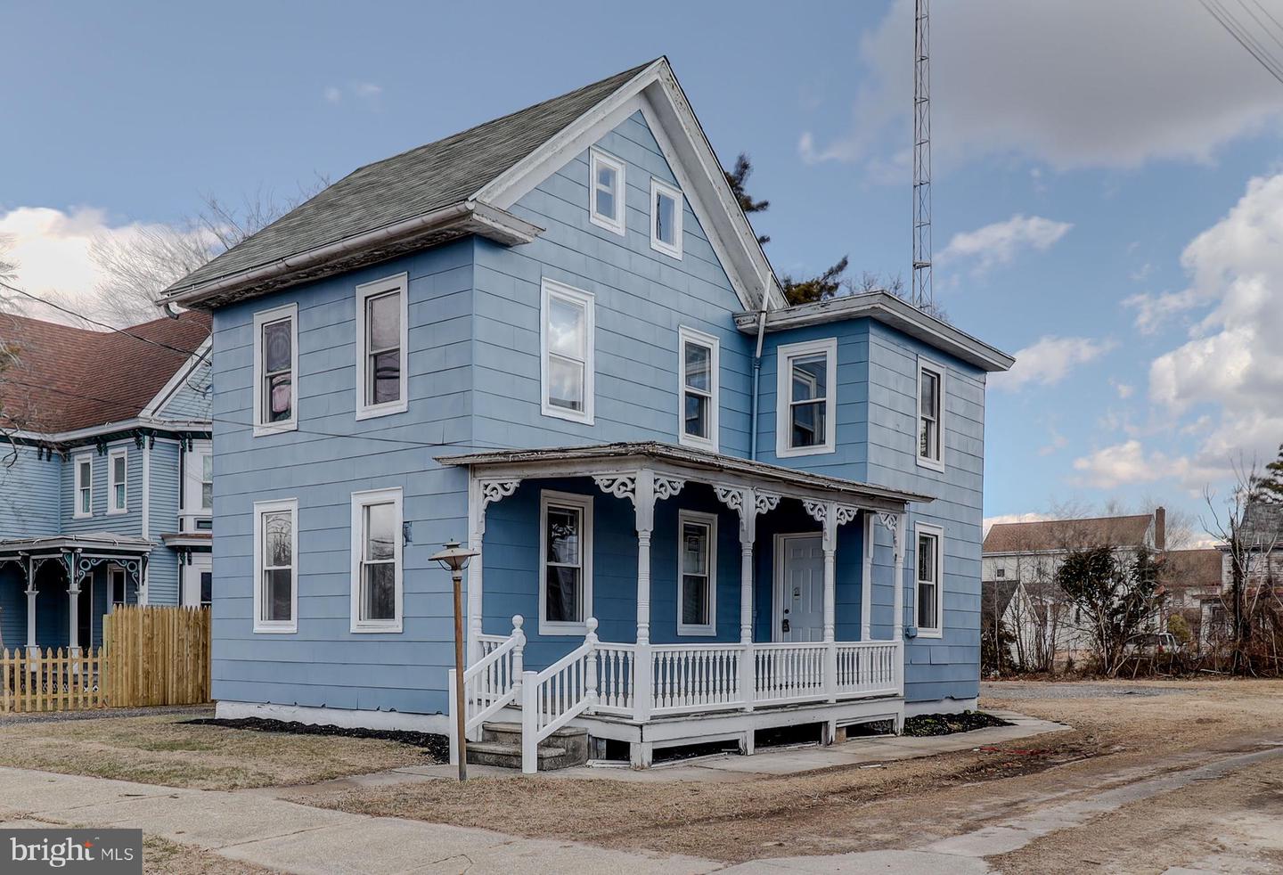 1908 North Ave Property Photo 1