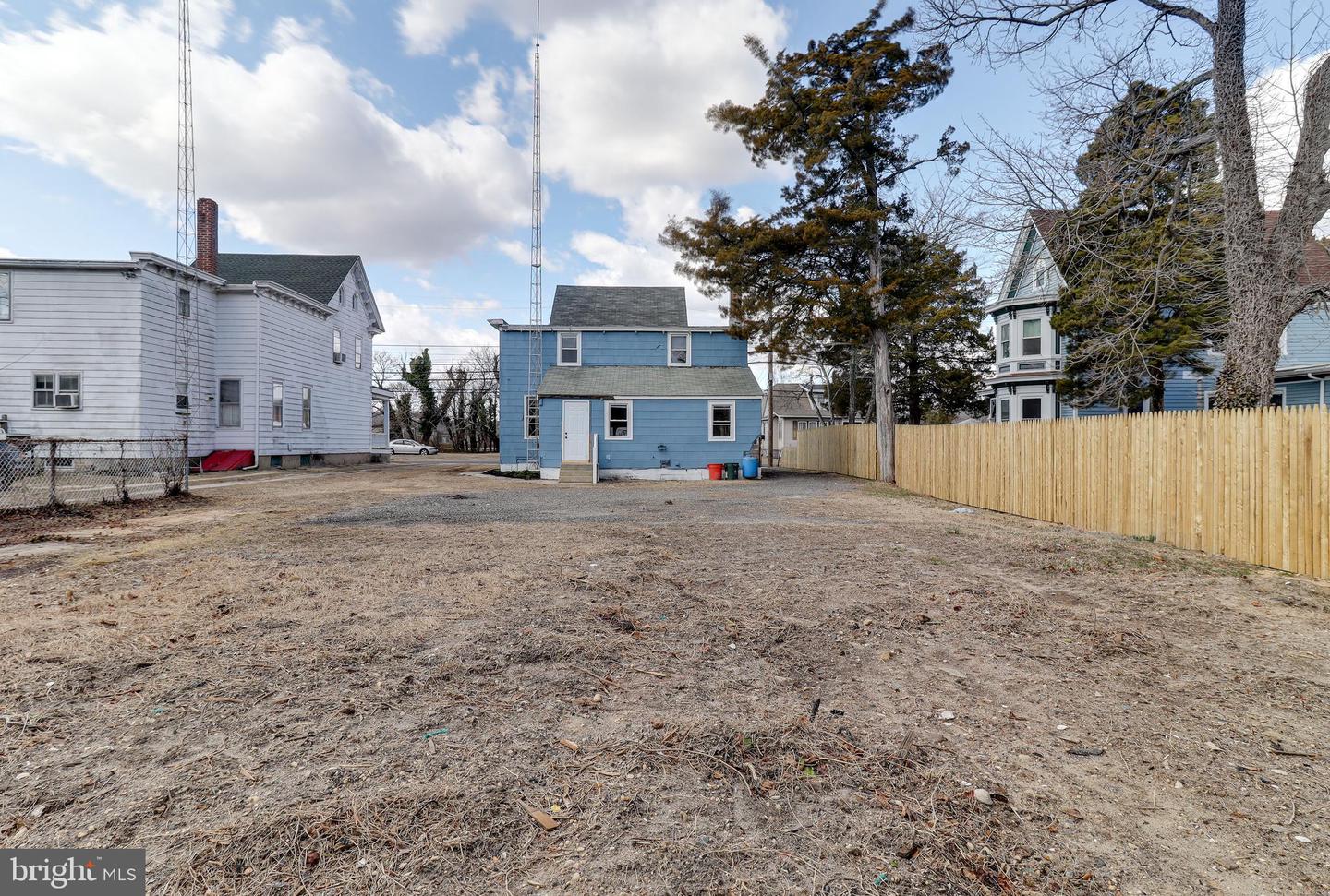 1908 North Ave Property Photo 3
