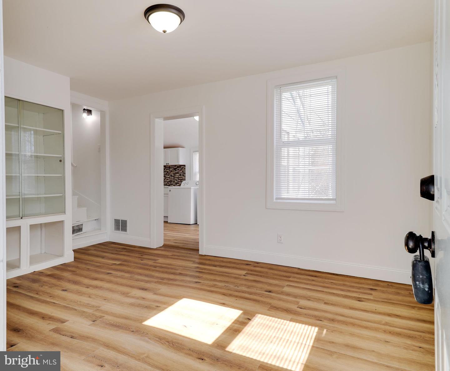 1908 North Ave Property Photo 4