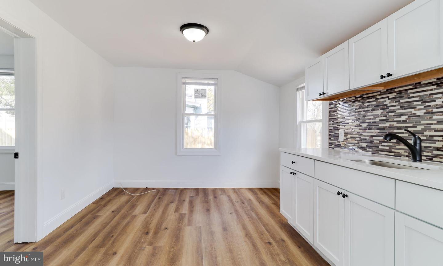 1908 North Ave Property Photo 9