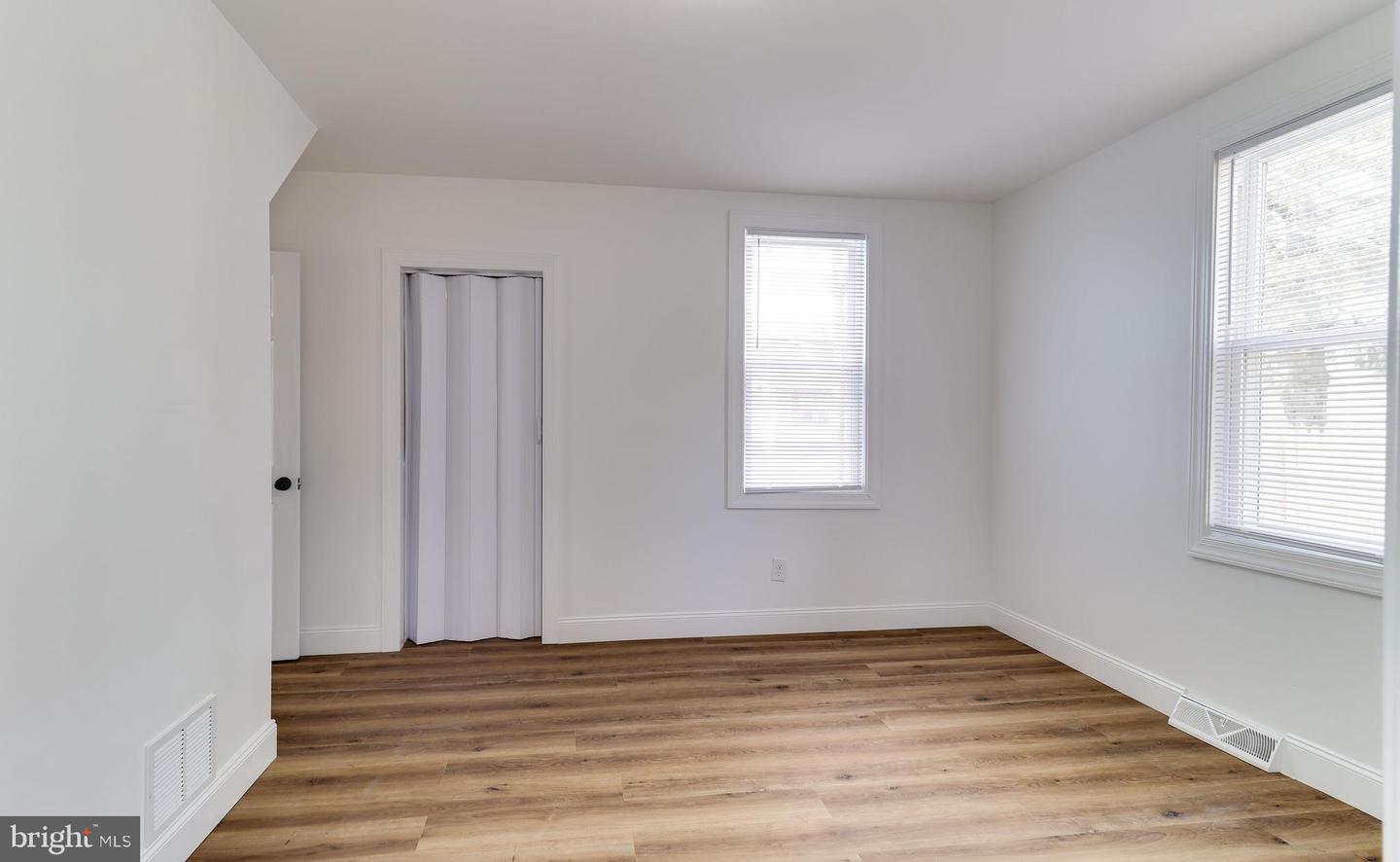 1908 North Ave Property Photo 11