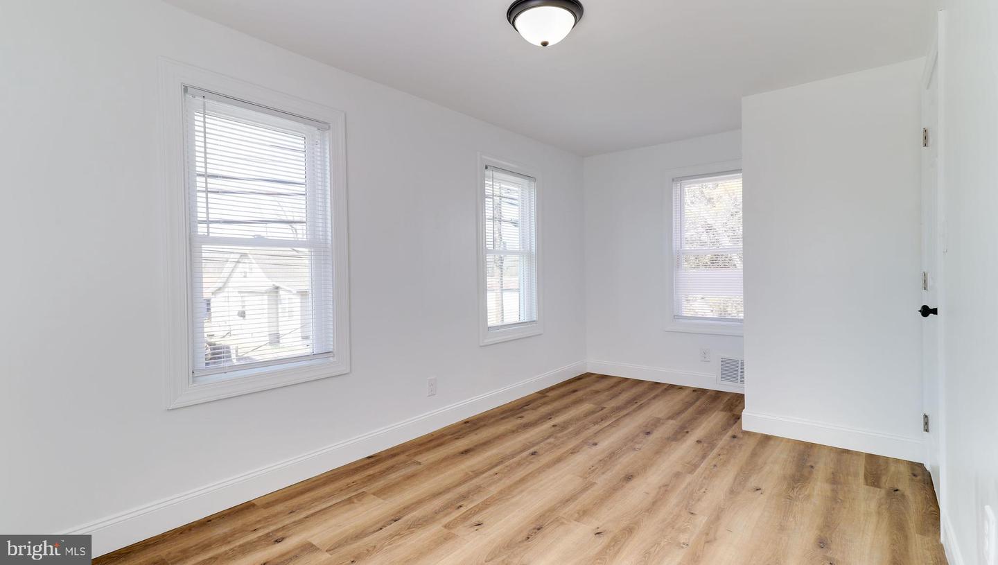 1908 North Ave Property Photo 20