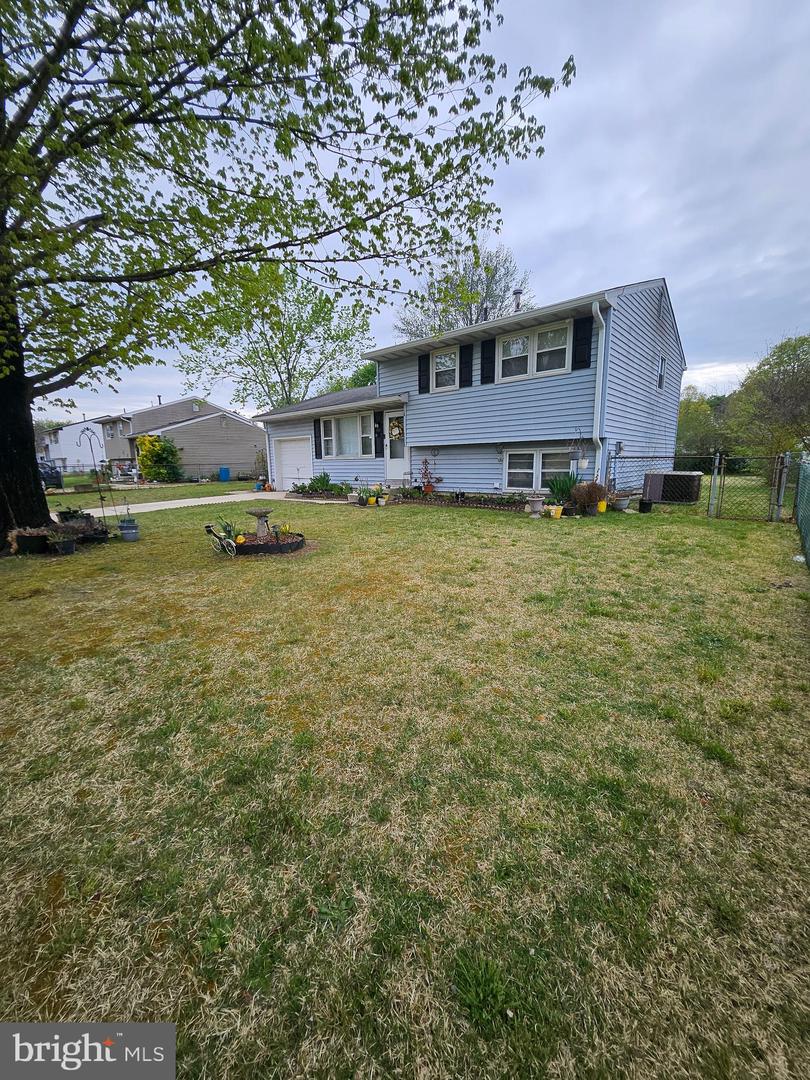 570 BRADFORD DR