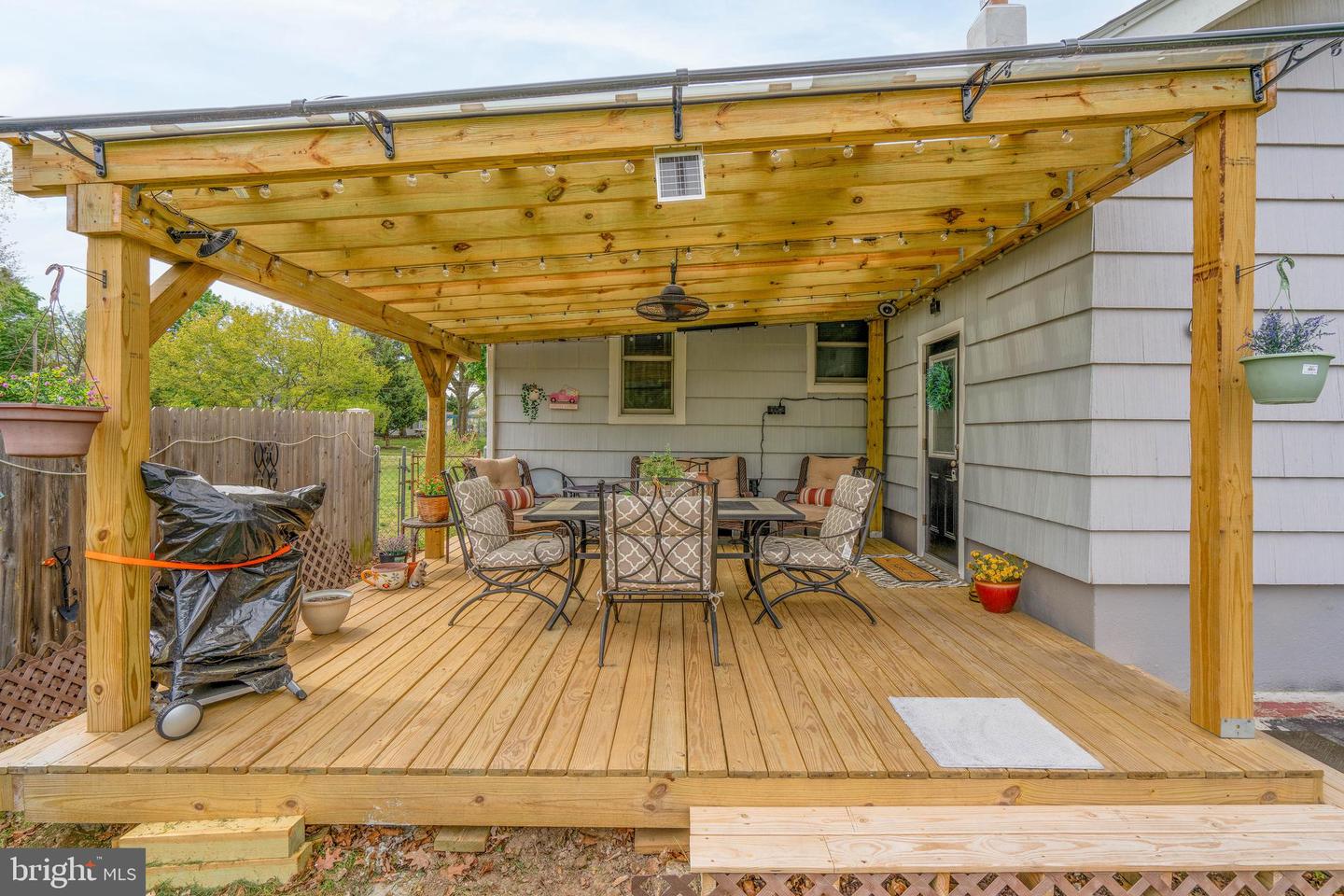 1786 Washington Ave Property Photo 39
