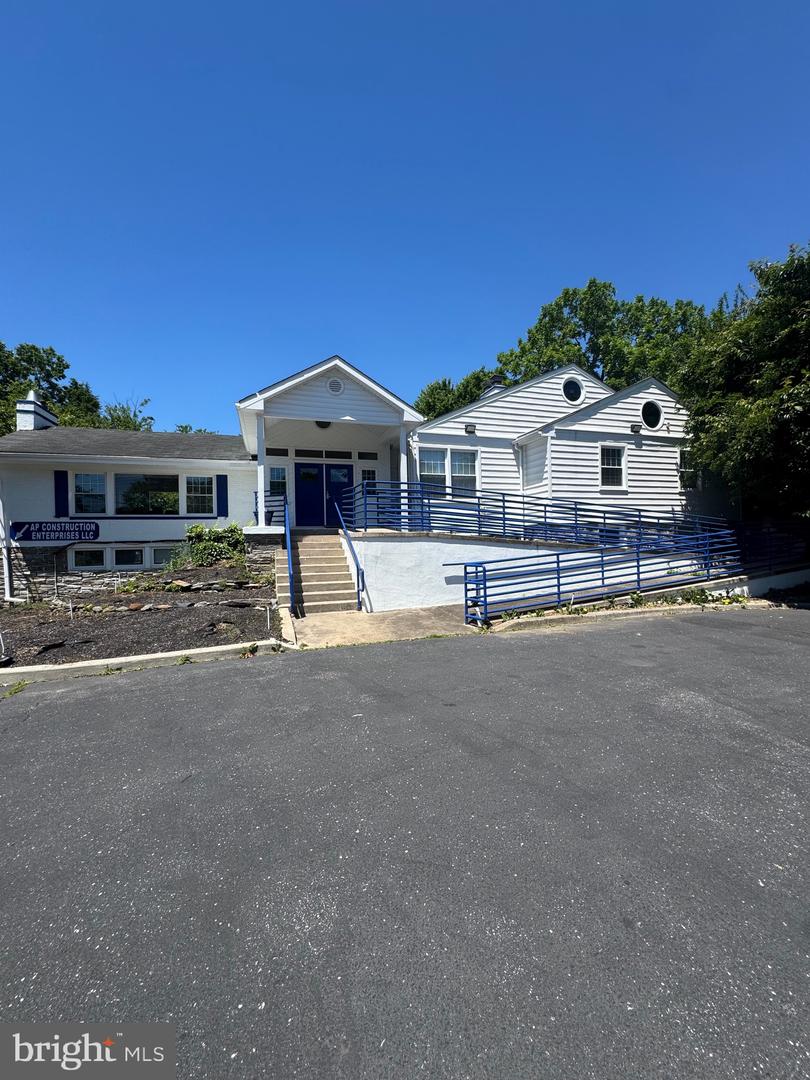 44 S State St Property Photo 1
