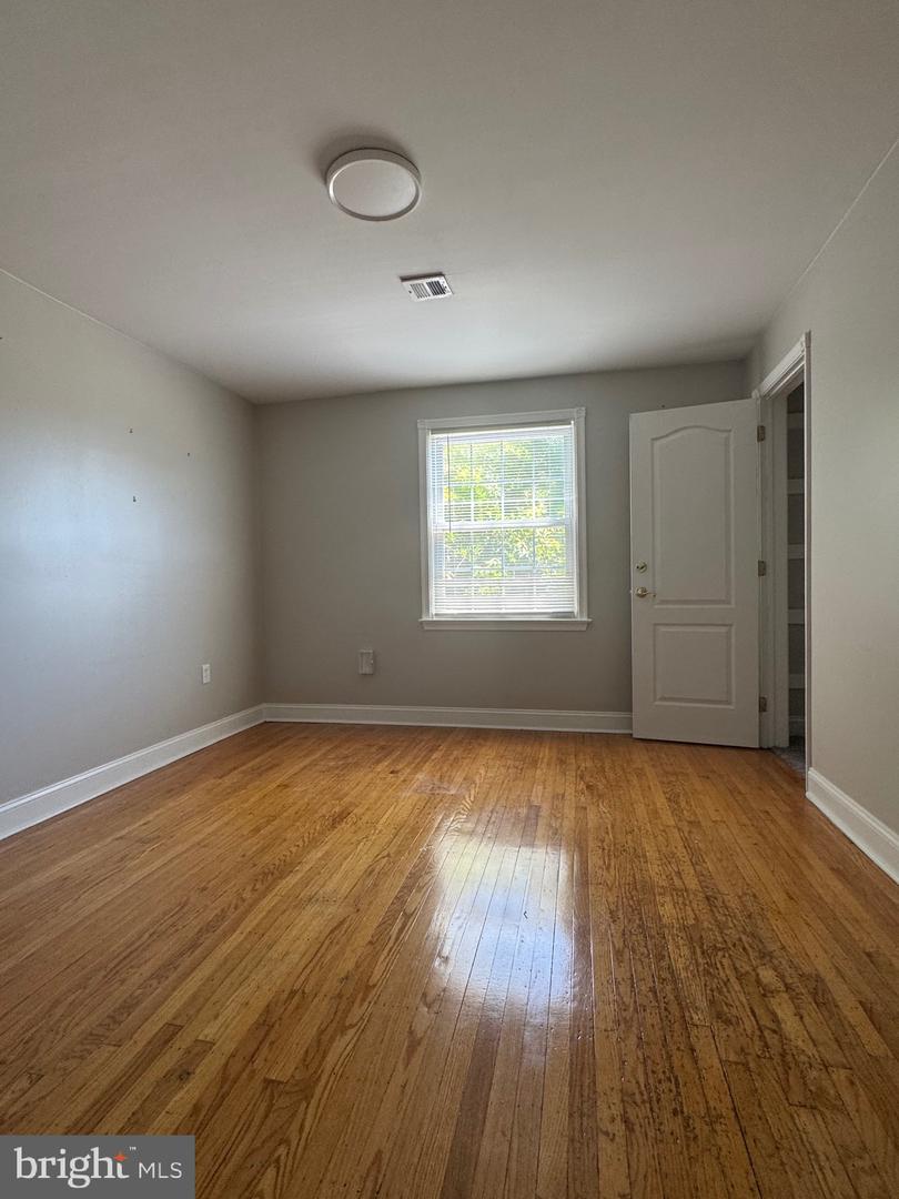 44 S State St Property Photo 18