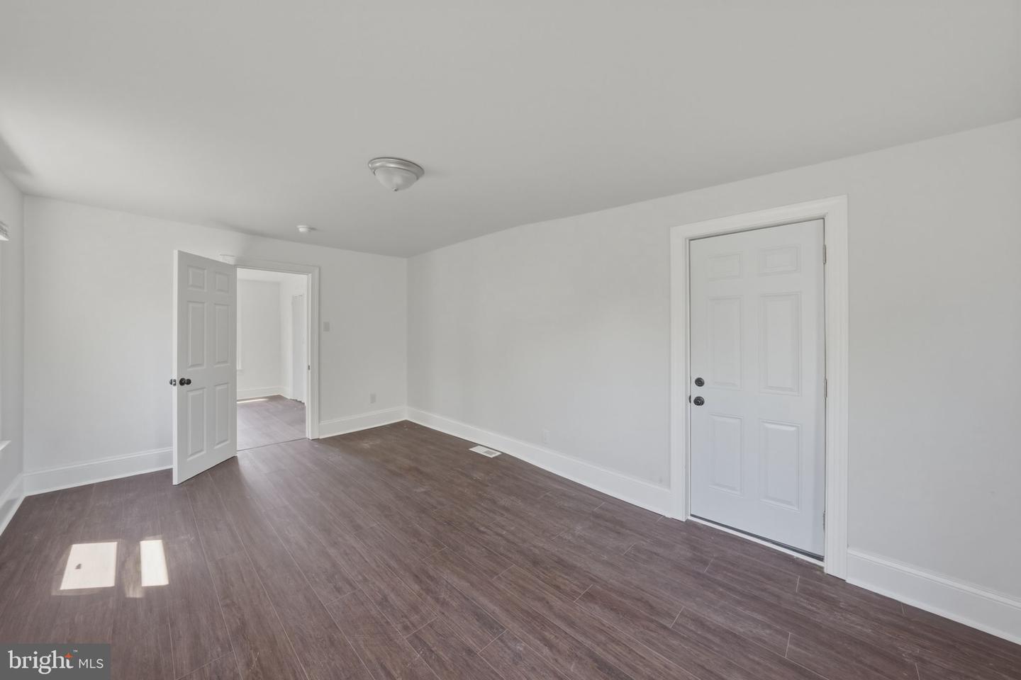 1752 Main St Property Photo 33