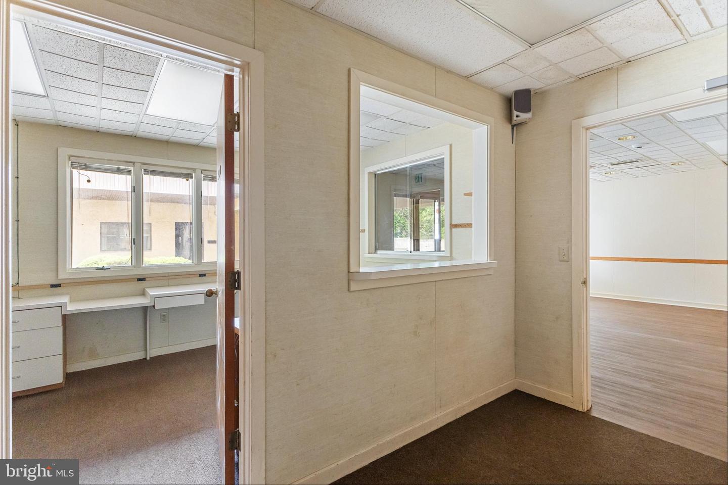 2630 E Chestnut Ave #c6 & C7 Property Photo 9