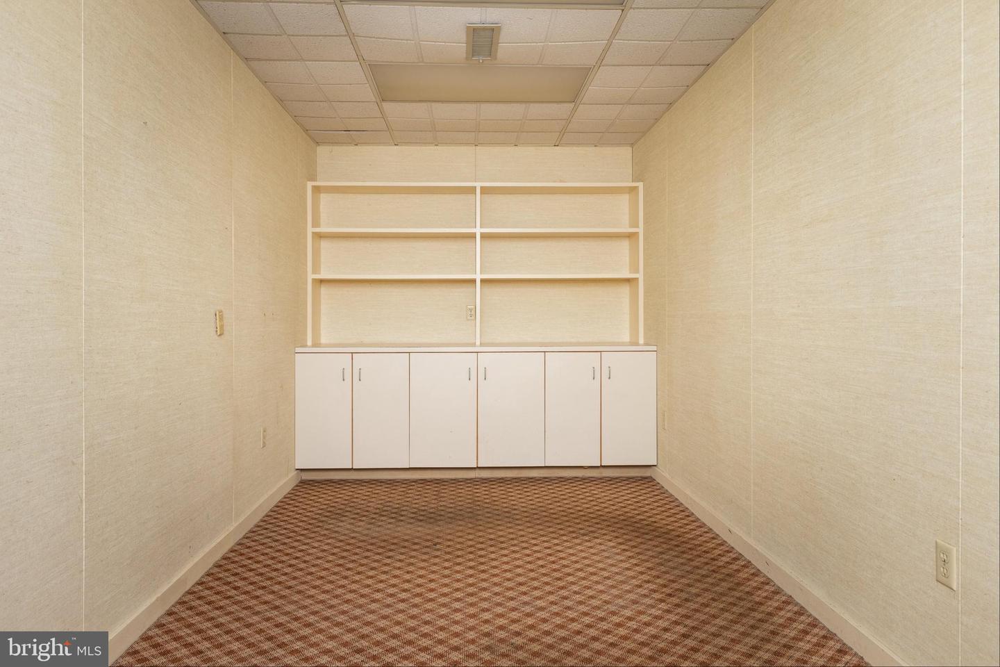 2630 E Chestnut Ave #c6 & C7 Property Photo 22