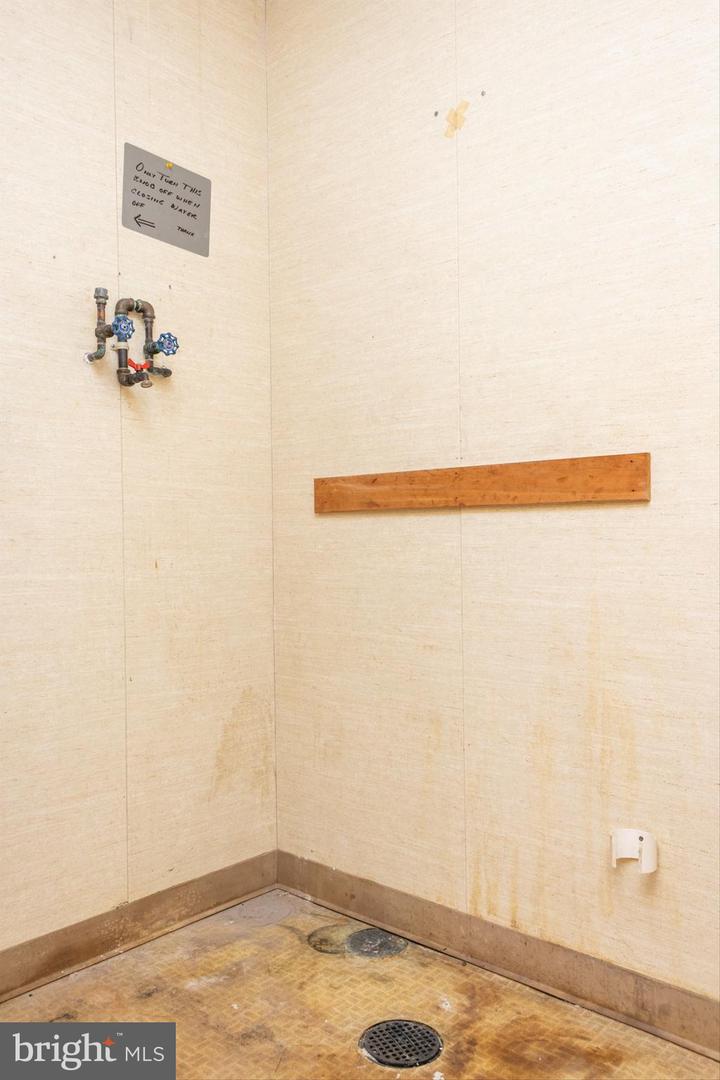2630 E Chestnut Ave #c6 & C7 Property Photo 26